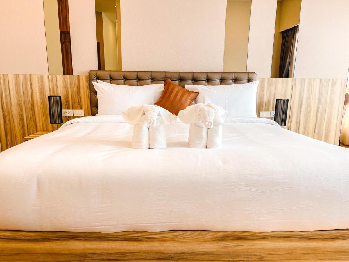 Sukruethai Hotel Chiang Mai - โรงแรมสุขฤทัย เชียงใหม่ Buitenkant foto